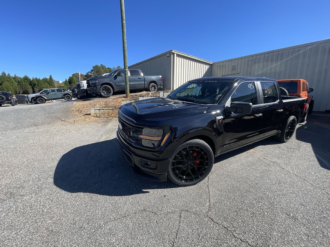 Vehicle Image 4