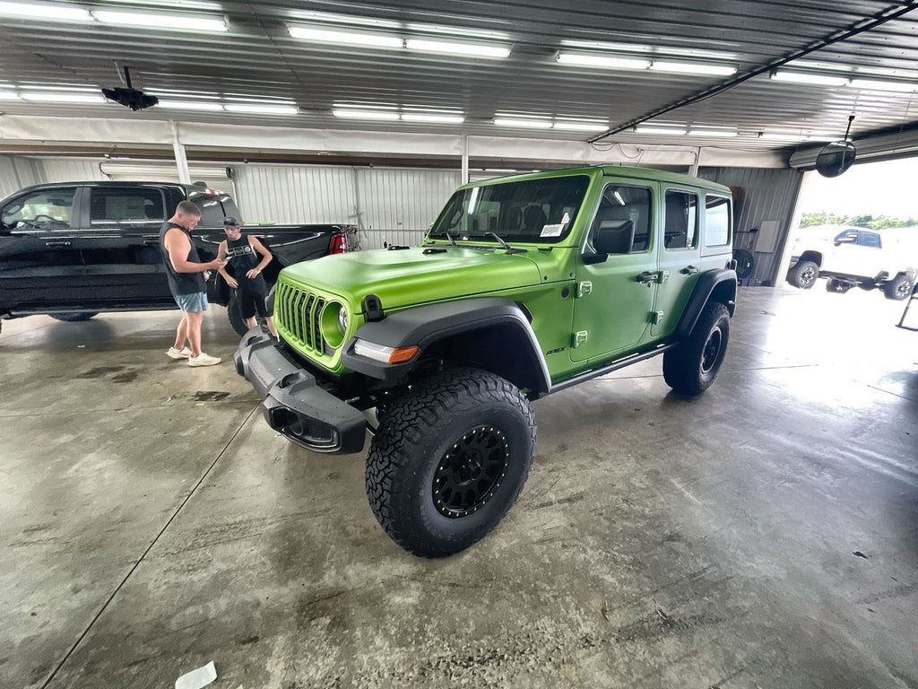 Vehicle Image 4