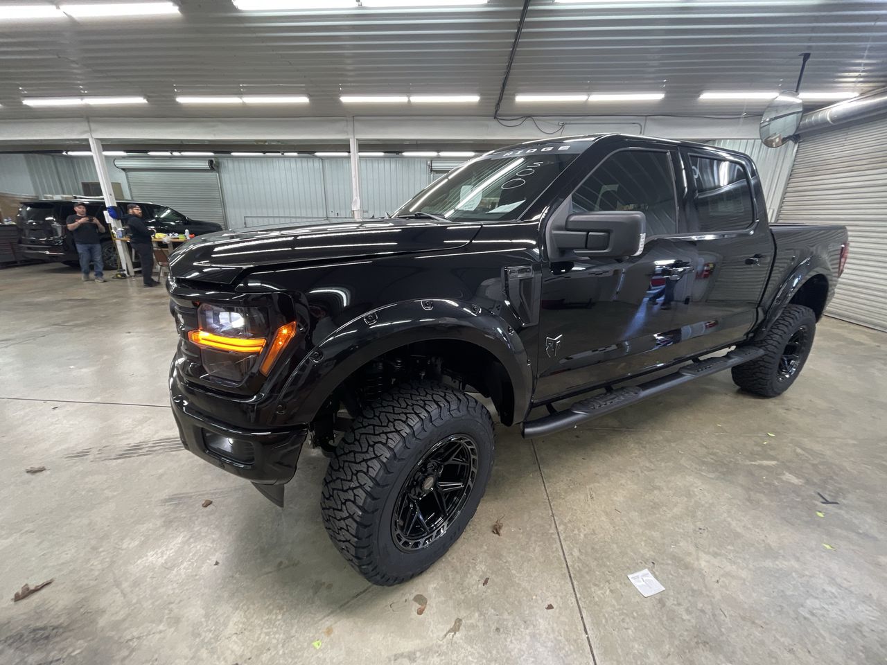 Vehicle Image 4