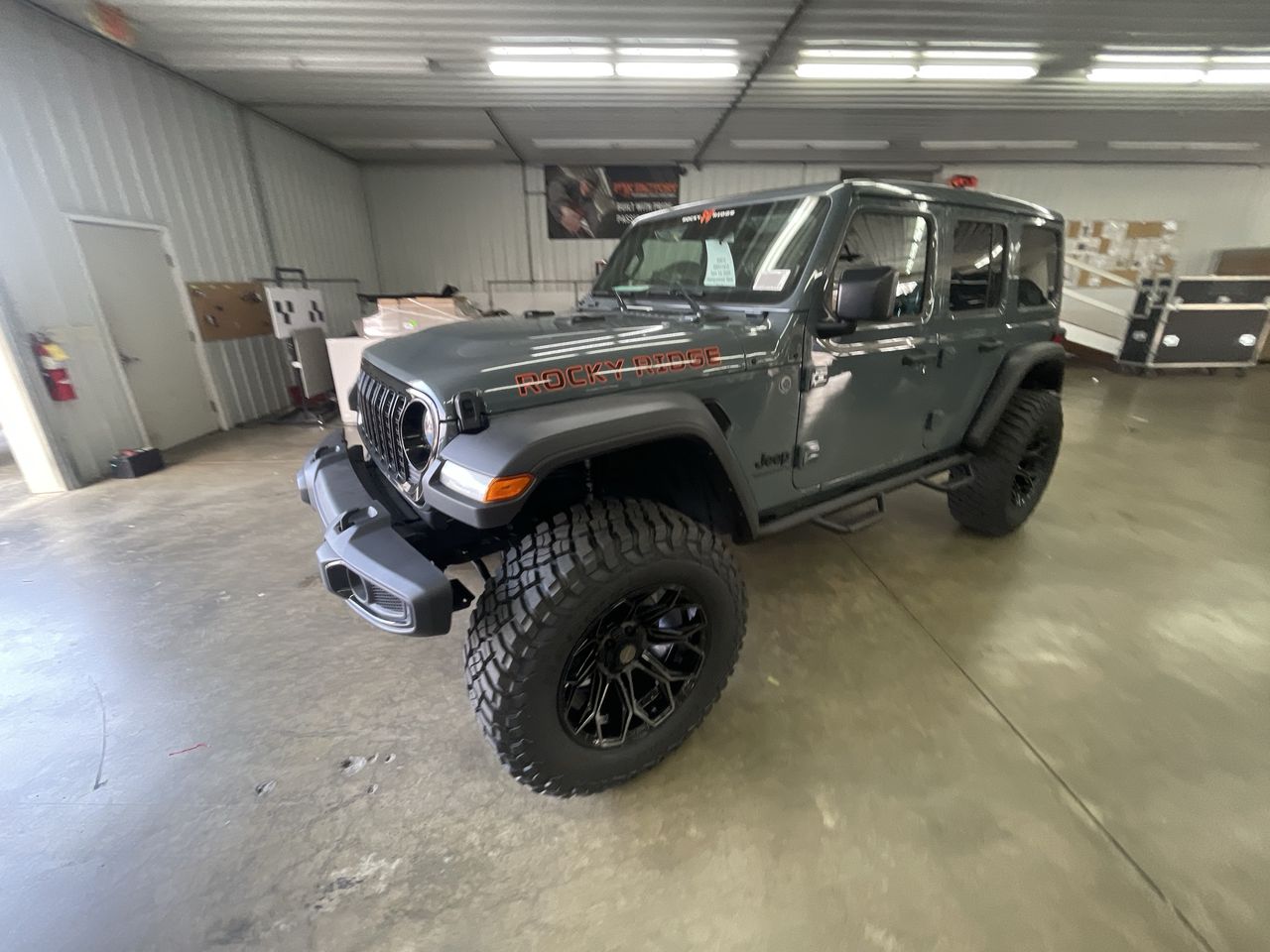Vehicle Image 4