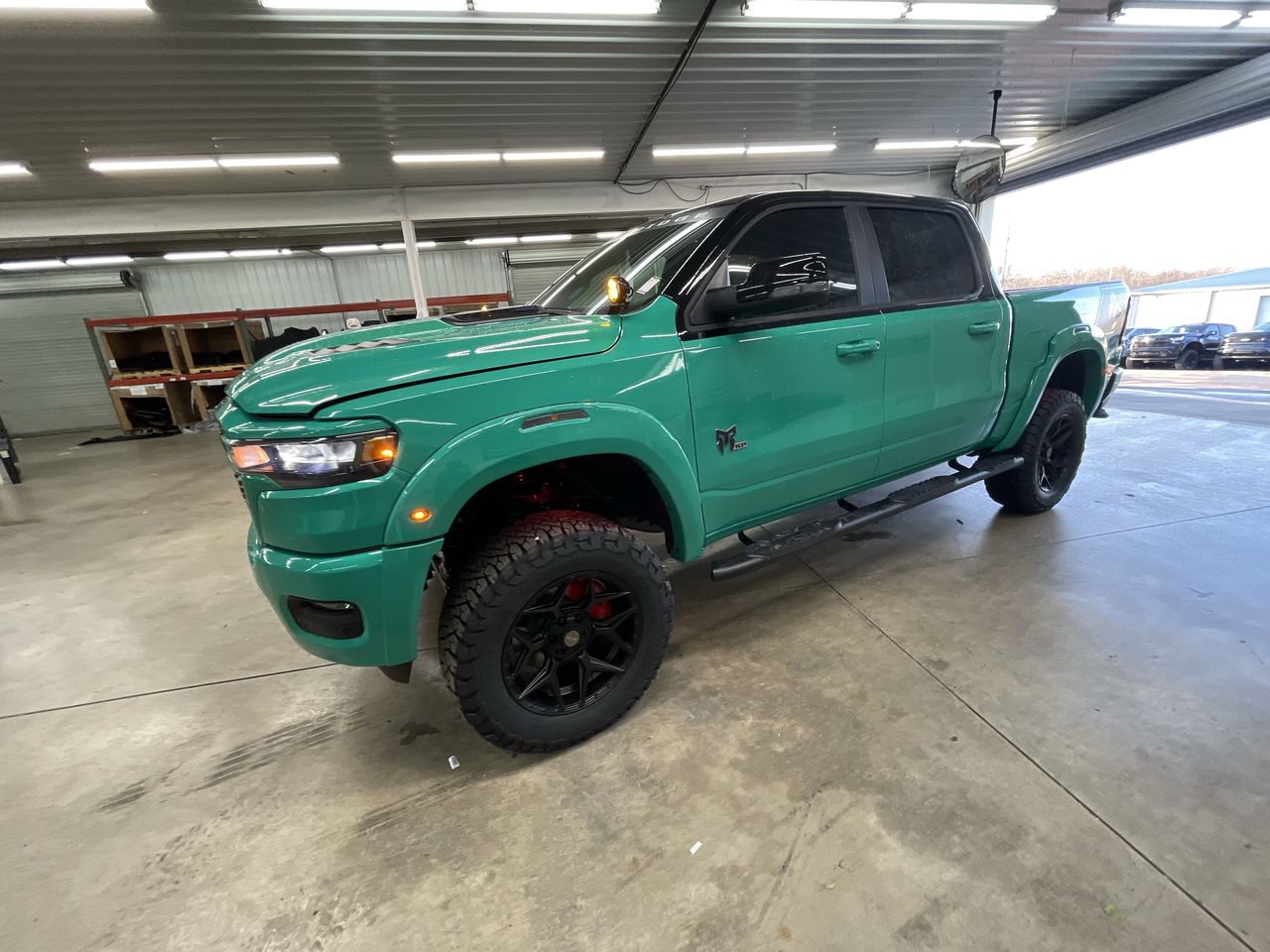 Vehicle Image 4
