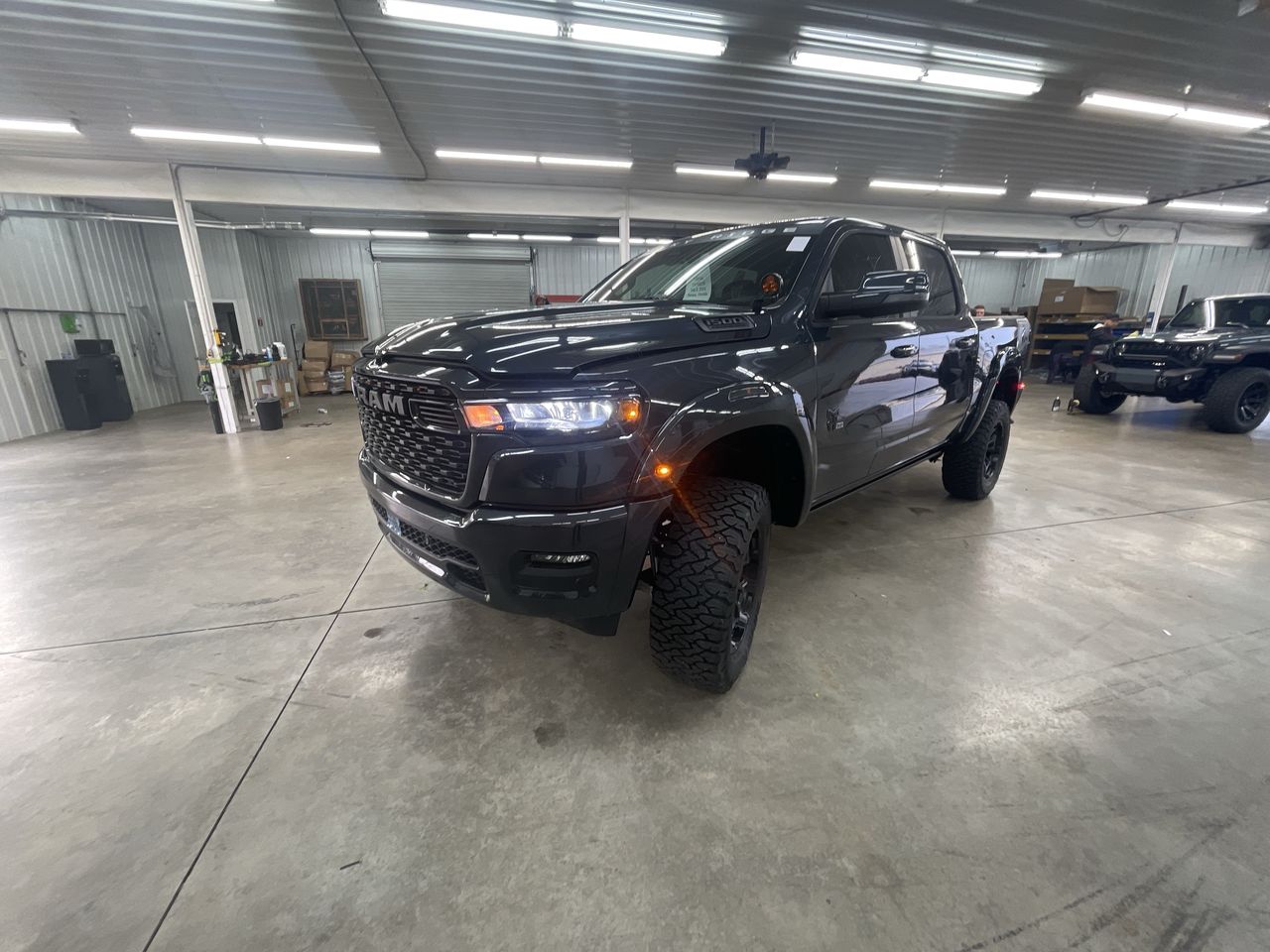 Vehicle Image 4