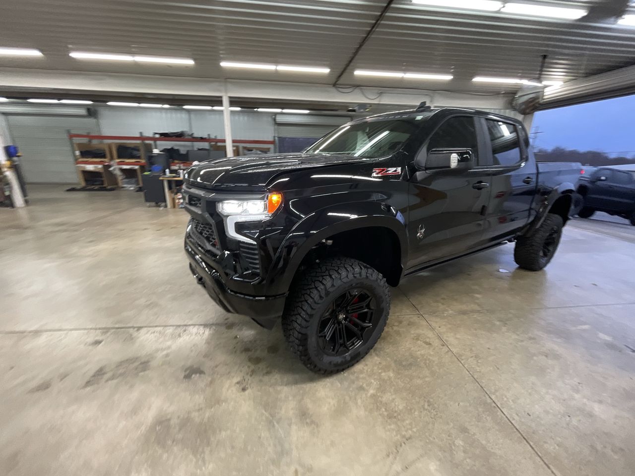 Vehicle Image 4