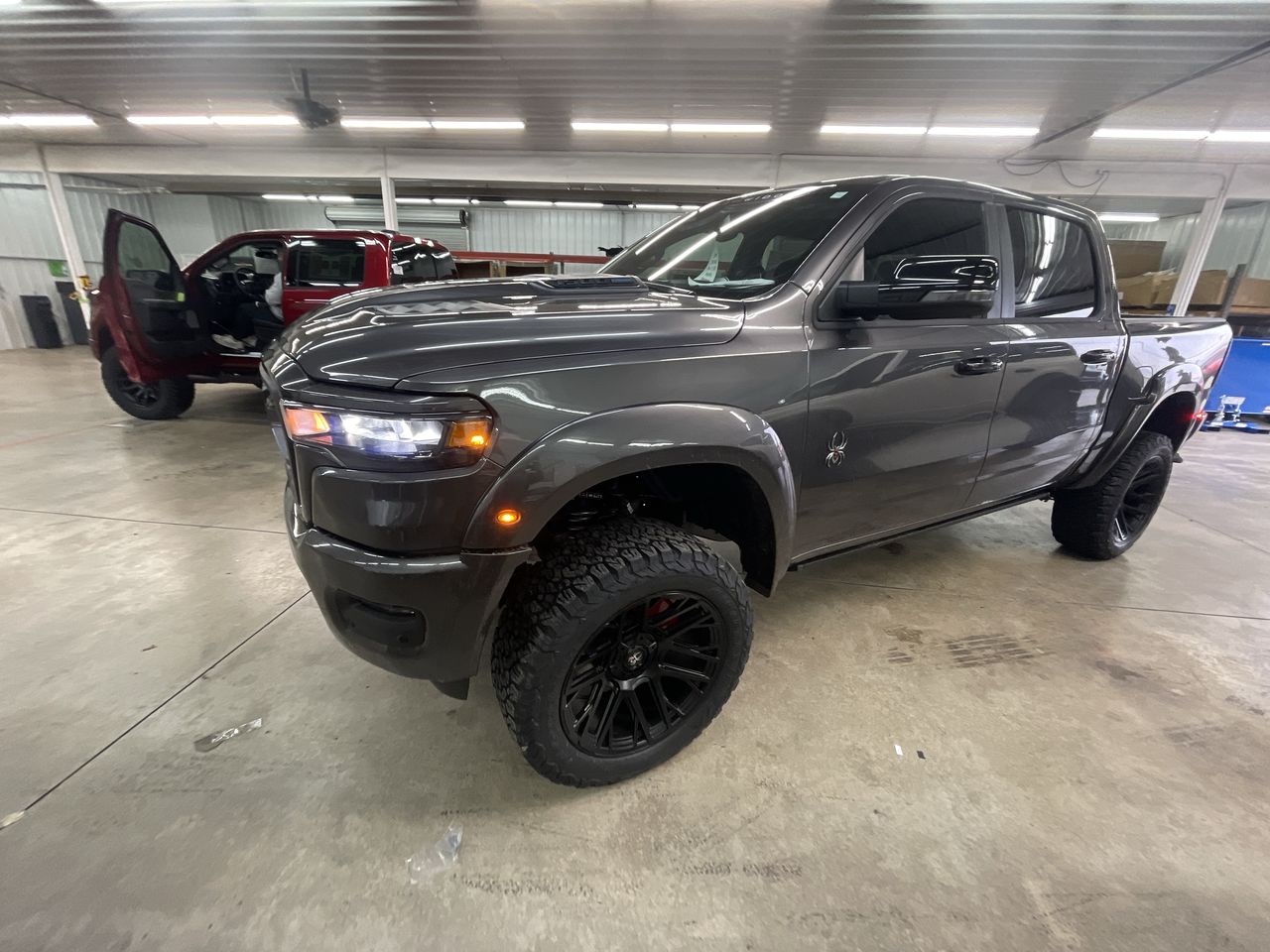 Vehicle Image 4