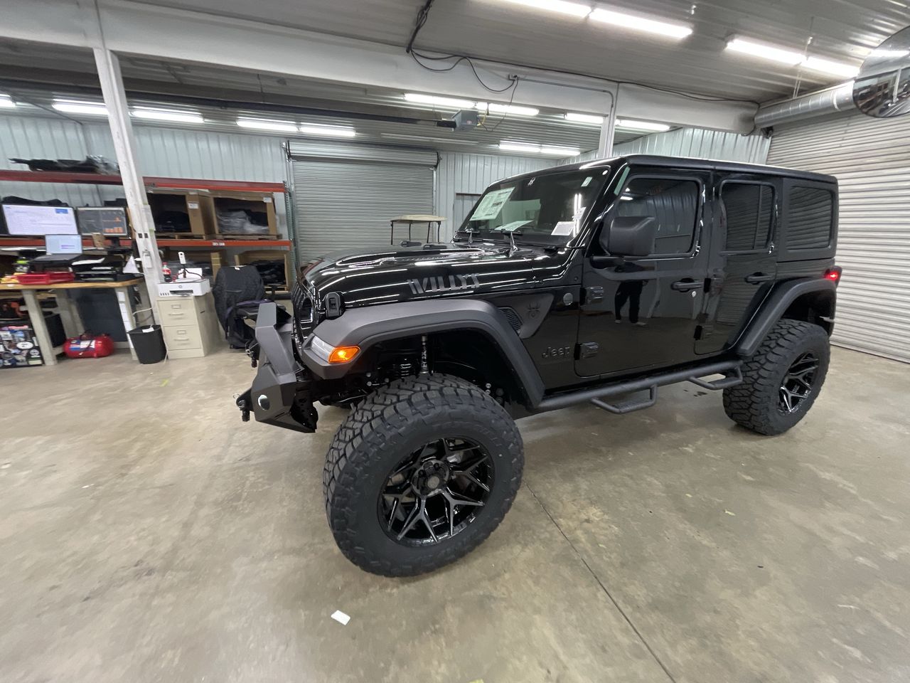 Vehicle Image 4