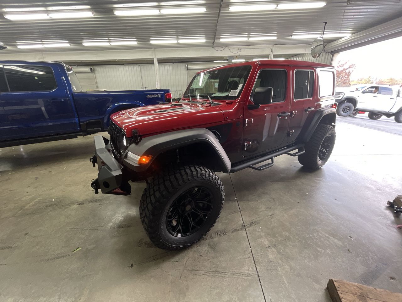 Vehicle Image 4