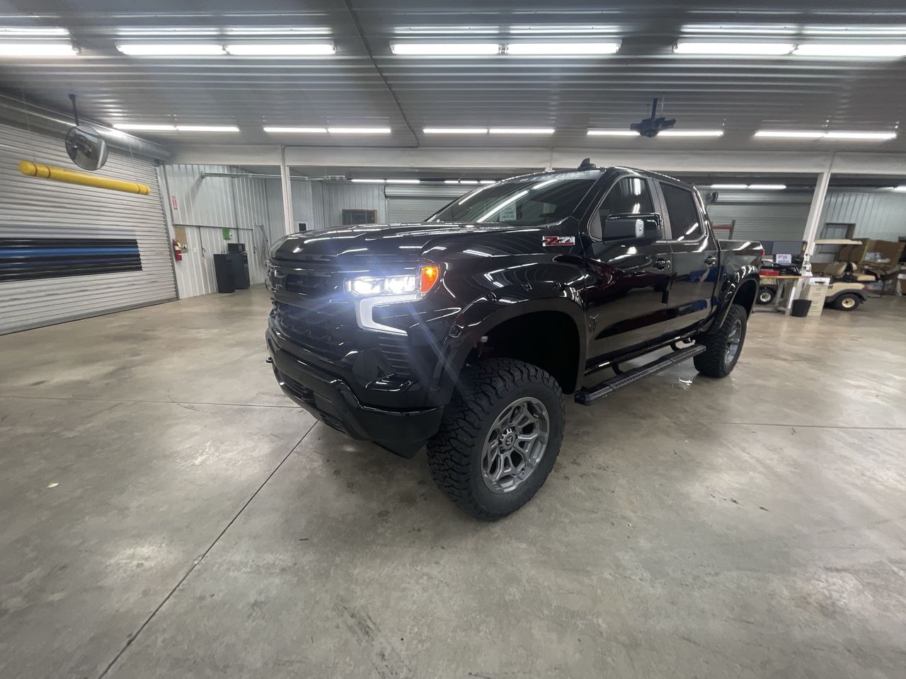 Vehicle Image 4