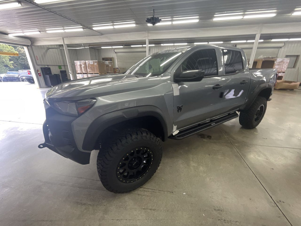 Vehicle Image 4