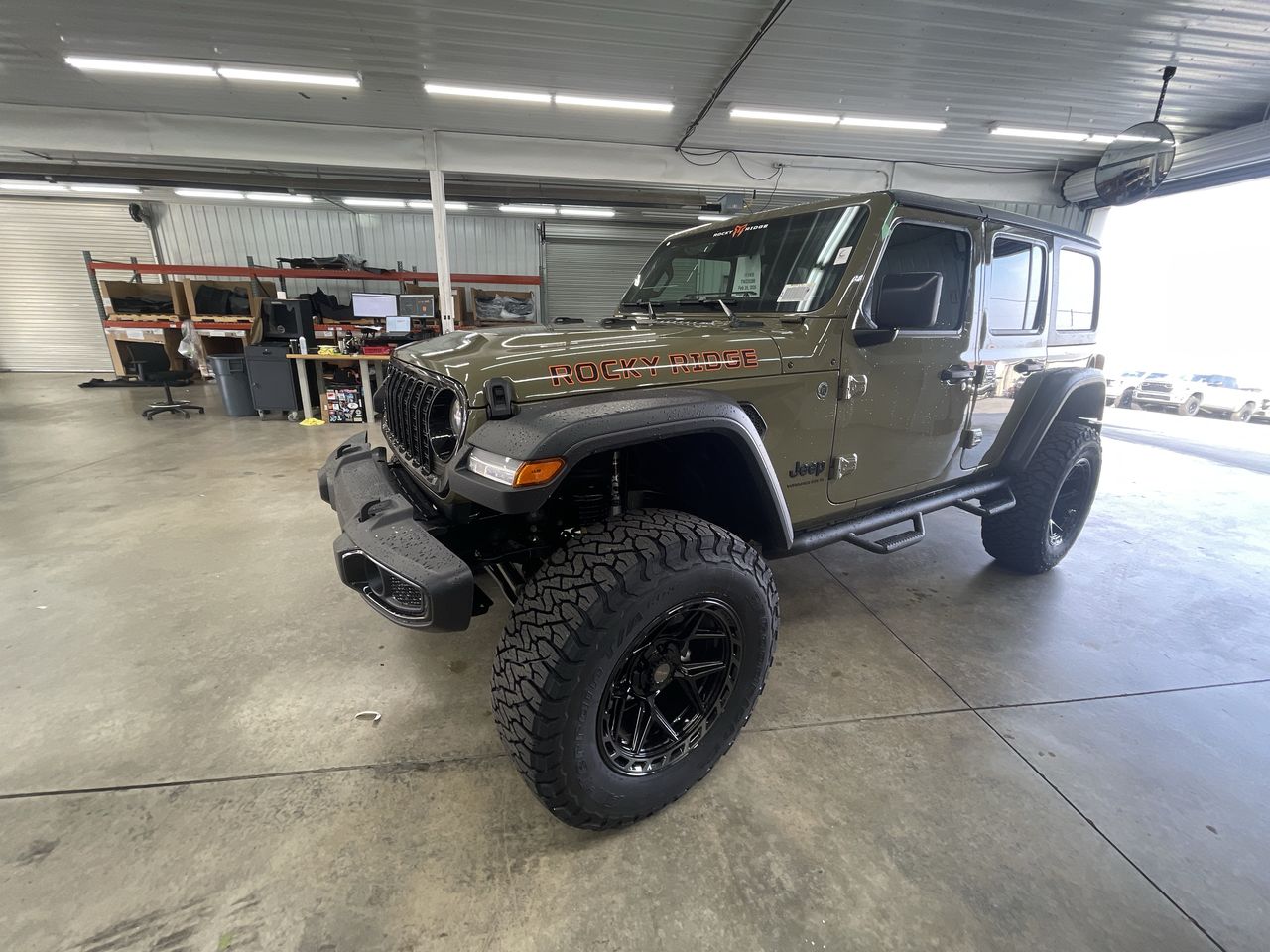 Vehicle Image 4