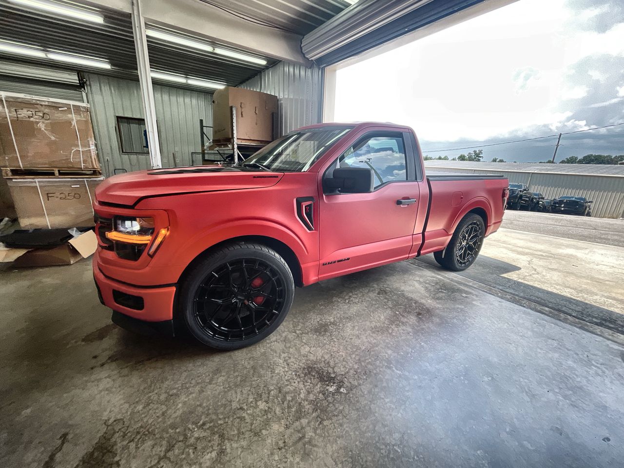 Vehicle Image 4