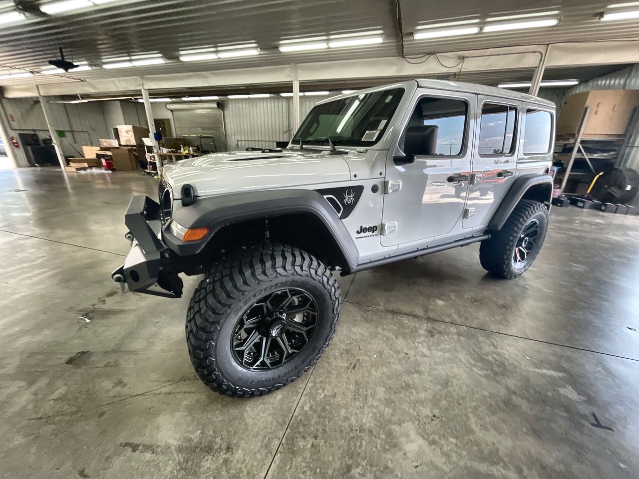 Vehicle Image 4