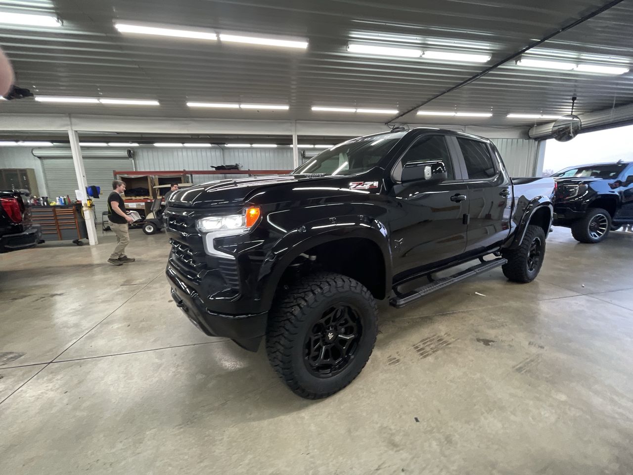 Vehicle Image 4