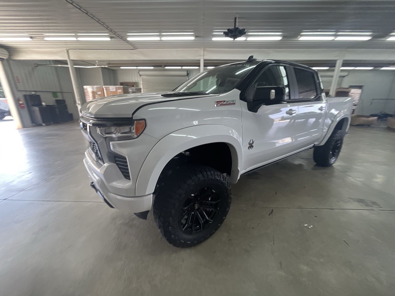 Vehicle Image 4