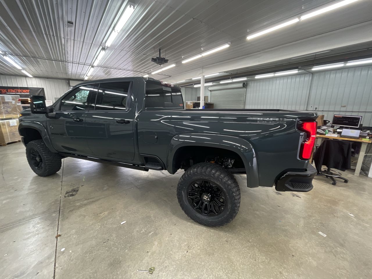 Vehicle Image 4