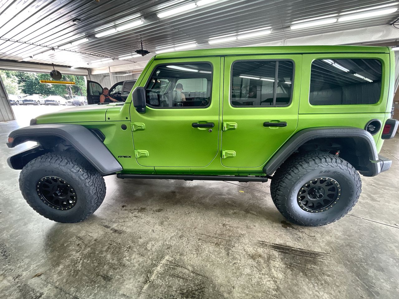Vehicle Image 5