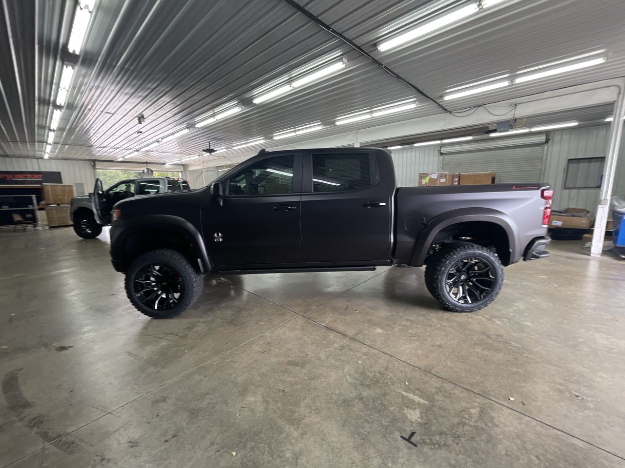 Vehicle Image 4