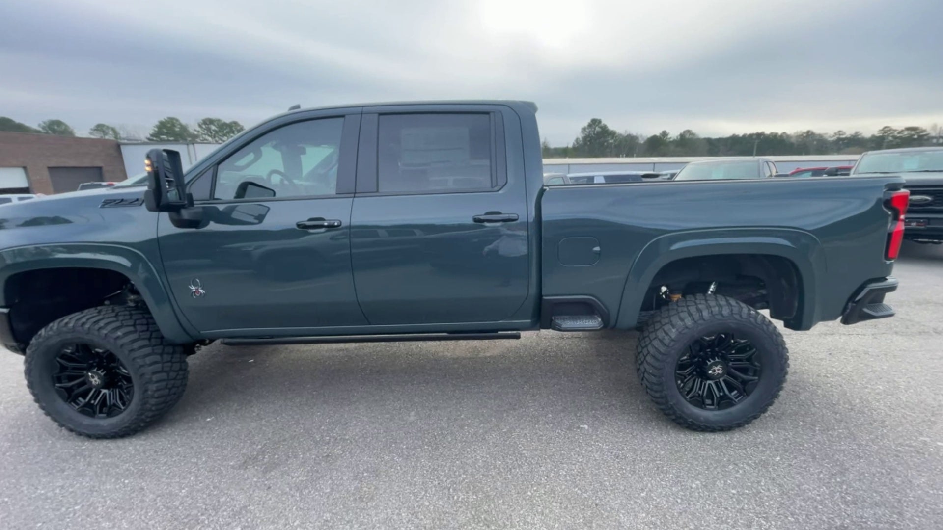 Vehicle Image 3