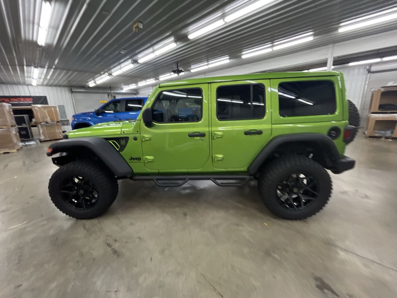 Vehicle Image 4