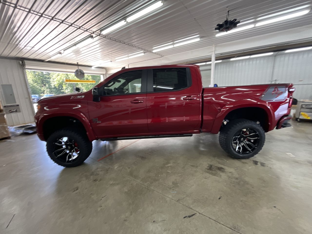 Vehicle Image 4