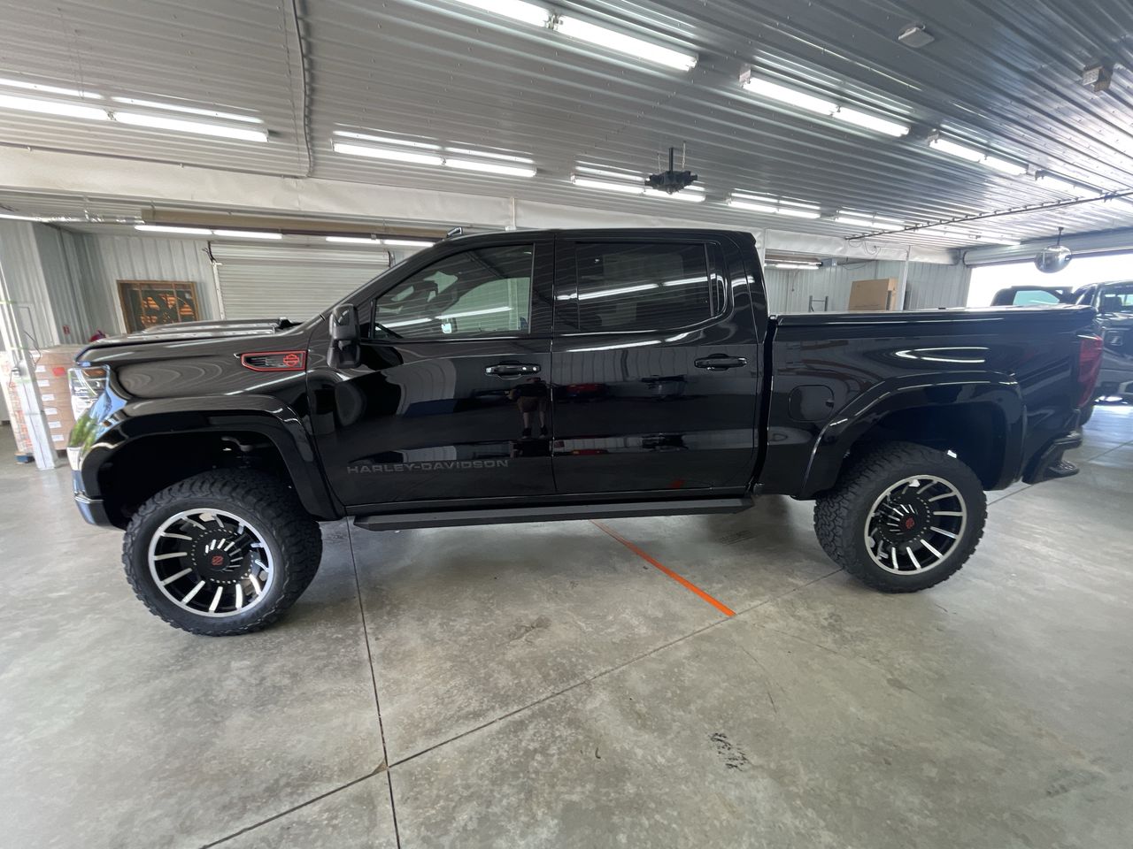 Vehicle Image 5