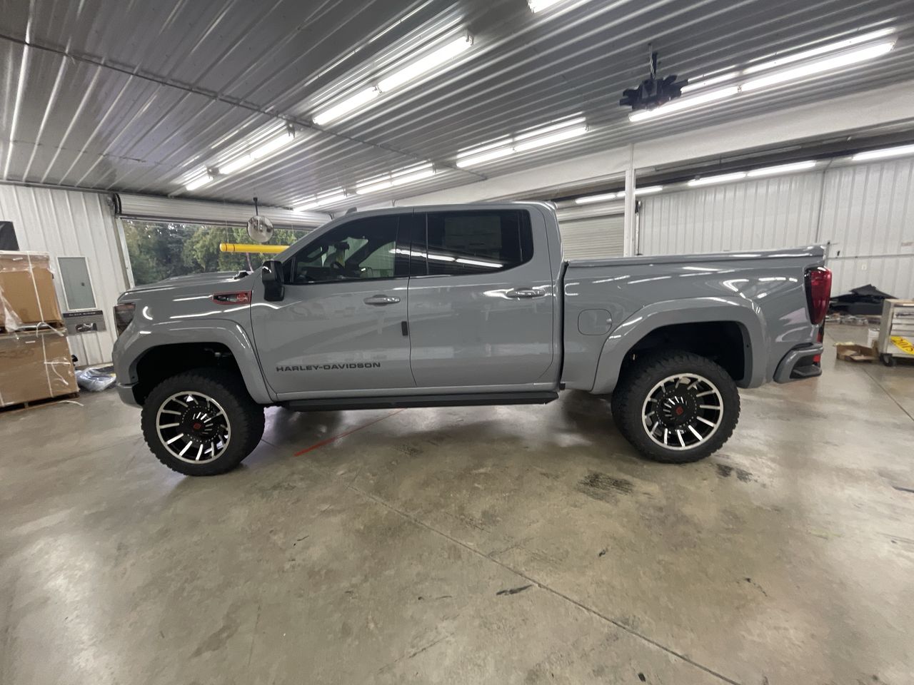 Vehicle Image 4