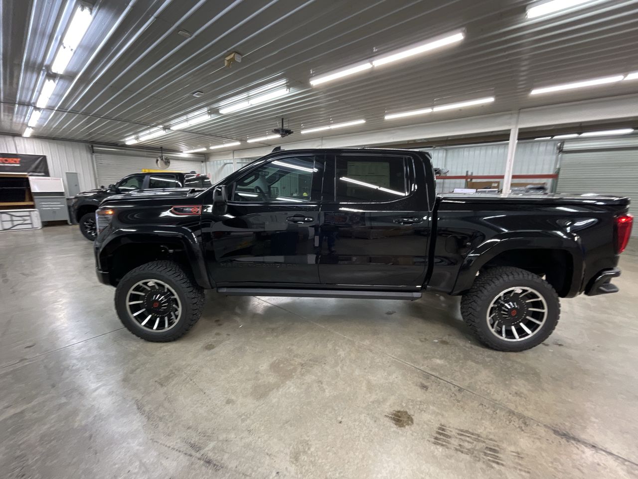 Vehicle Image 5