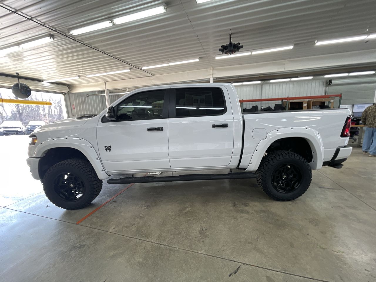 Vehicle Image 5
