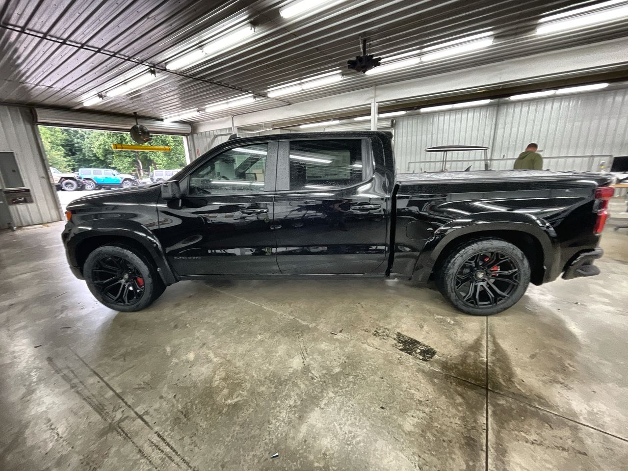 Vehicle Image 5