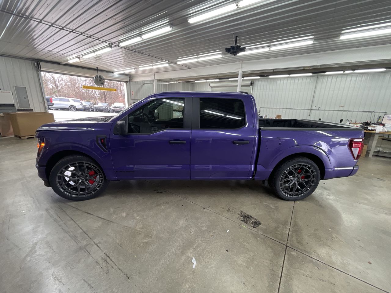 Vehicle Image 5
