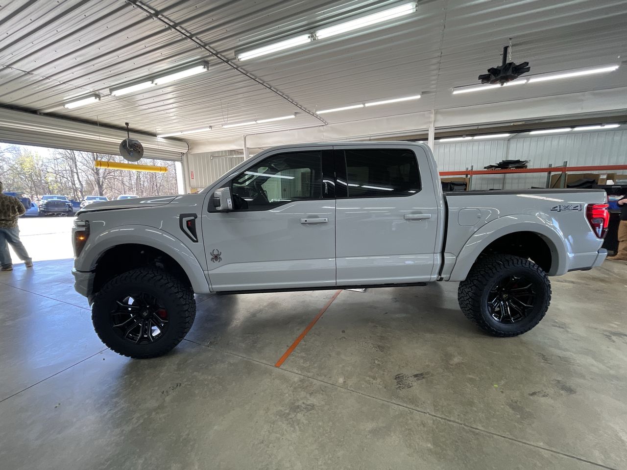 Vehicle Image 5