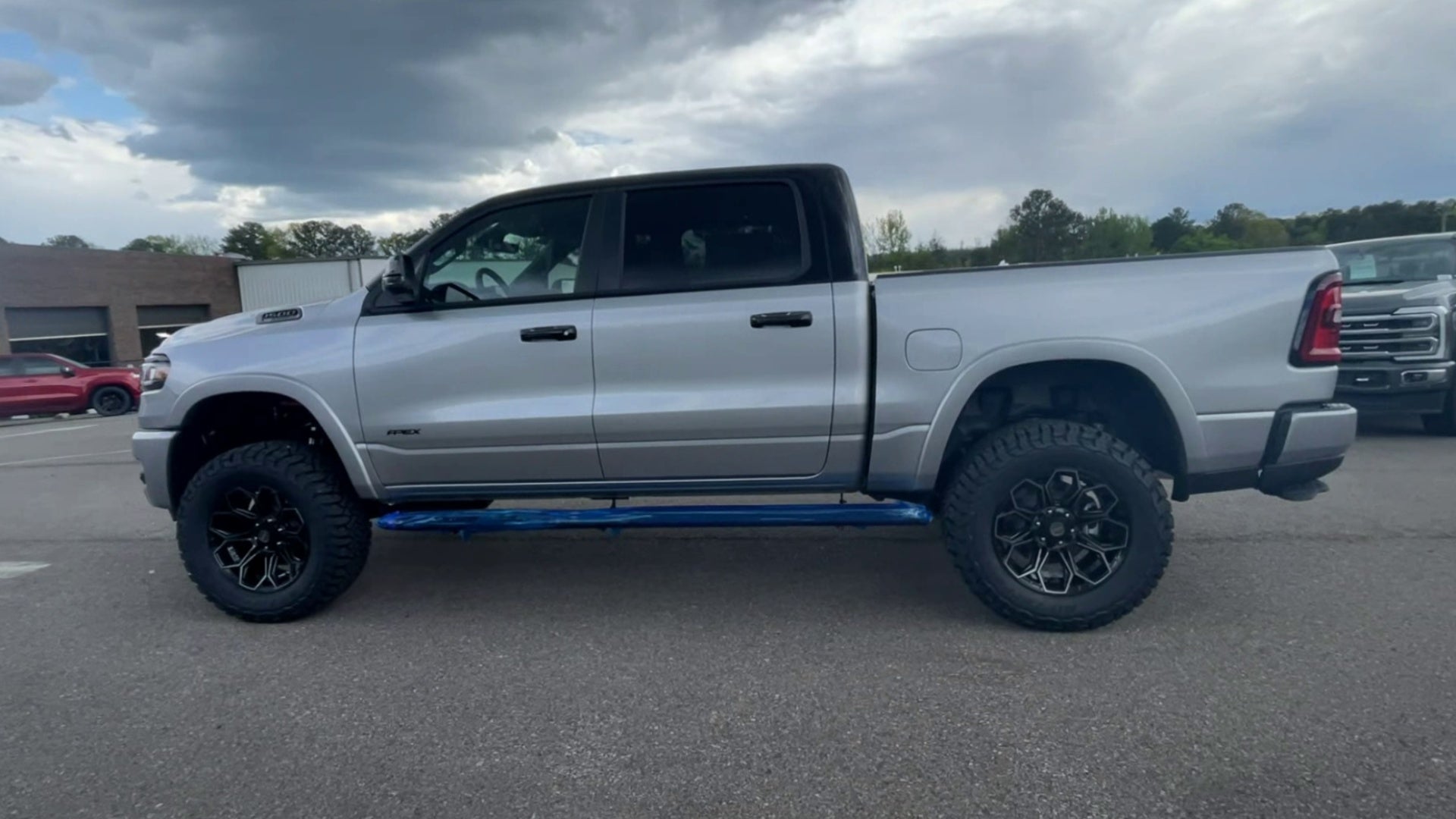 Vehicle Image 3
