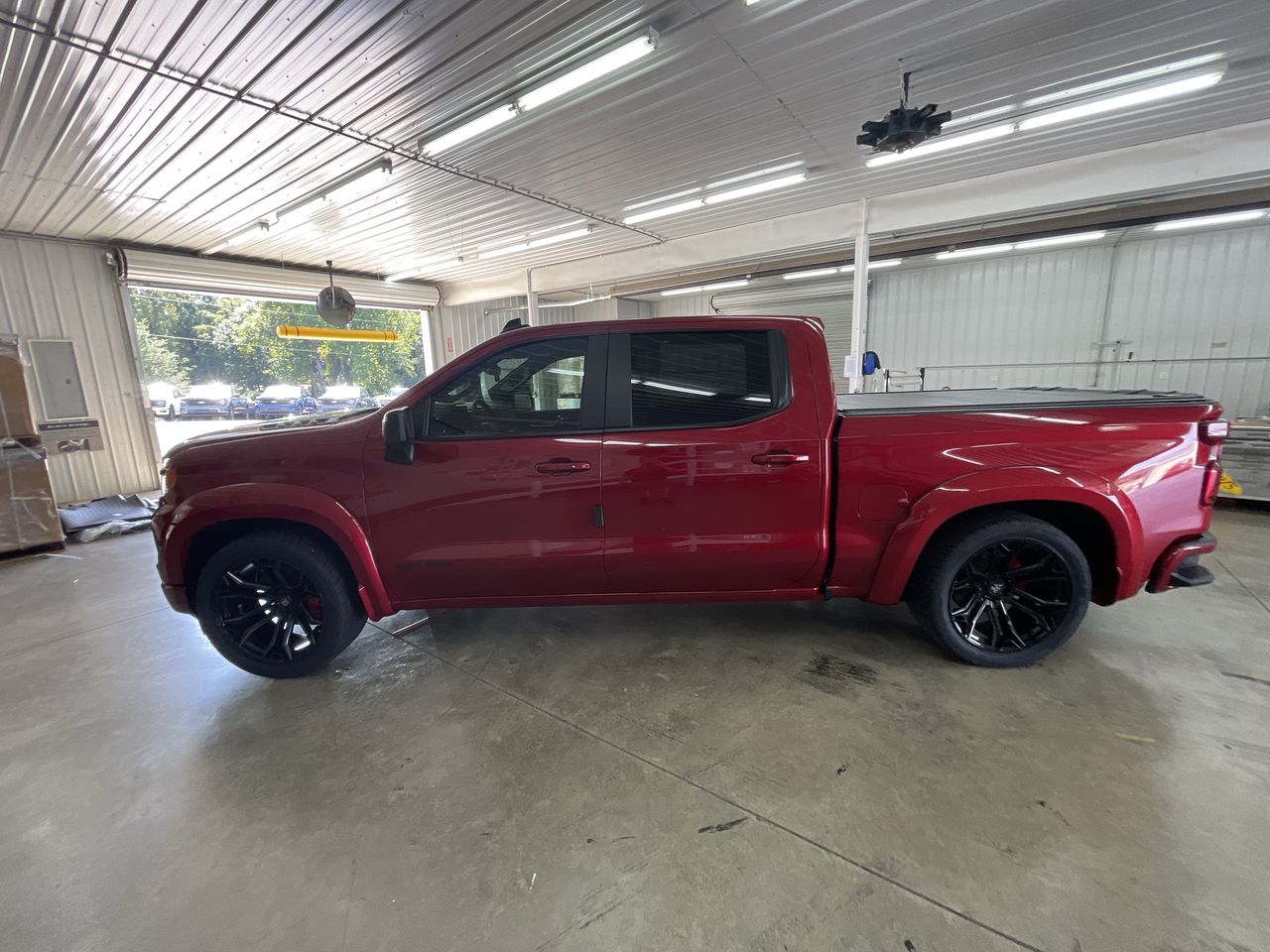 Vehicle Image 4