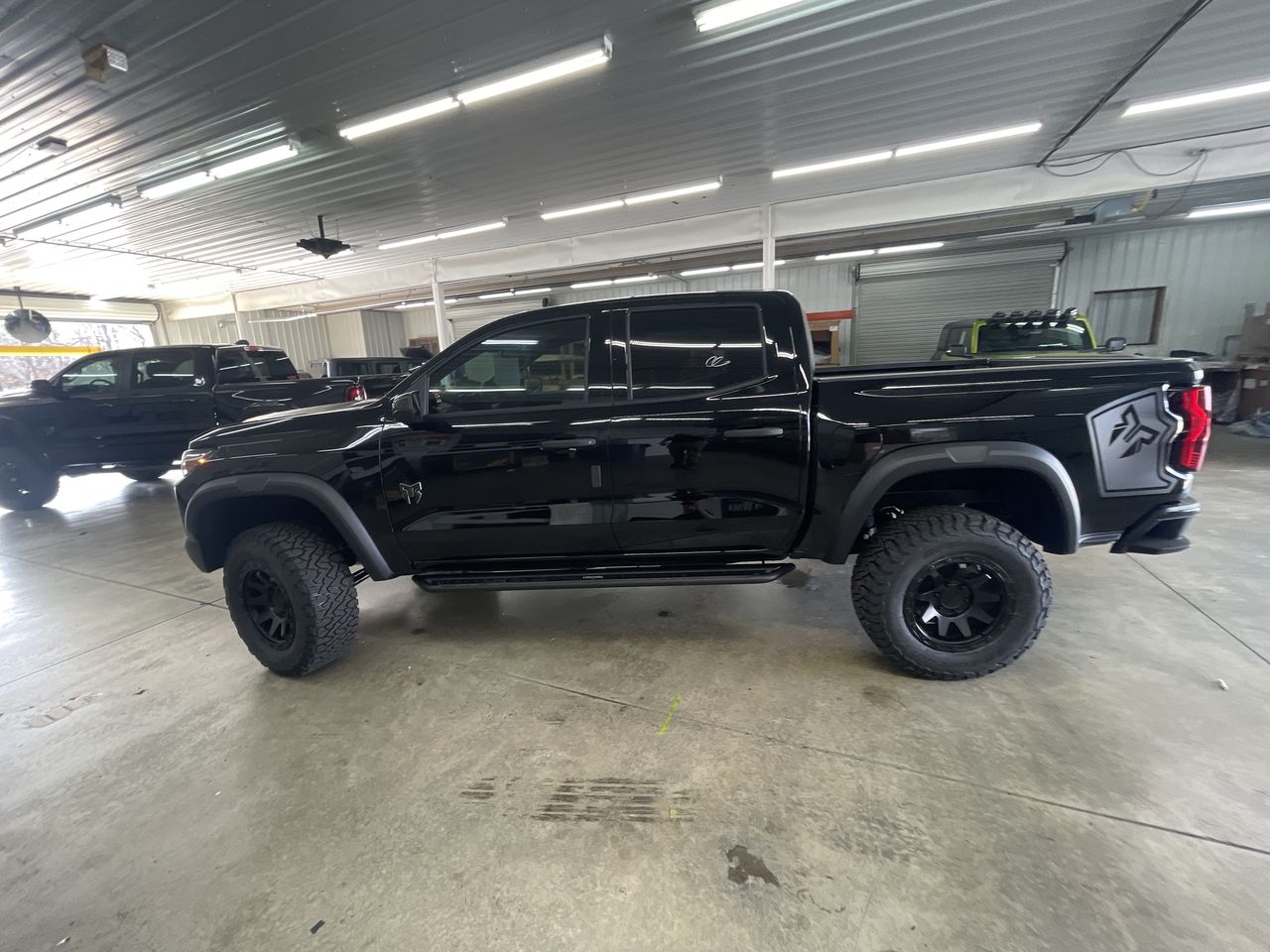 Vehicle Image 5