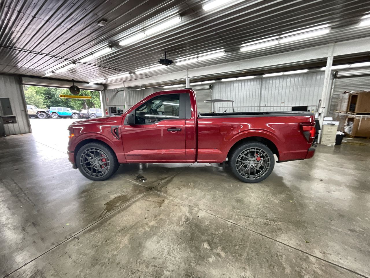 Vehicle Image 5