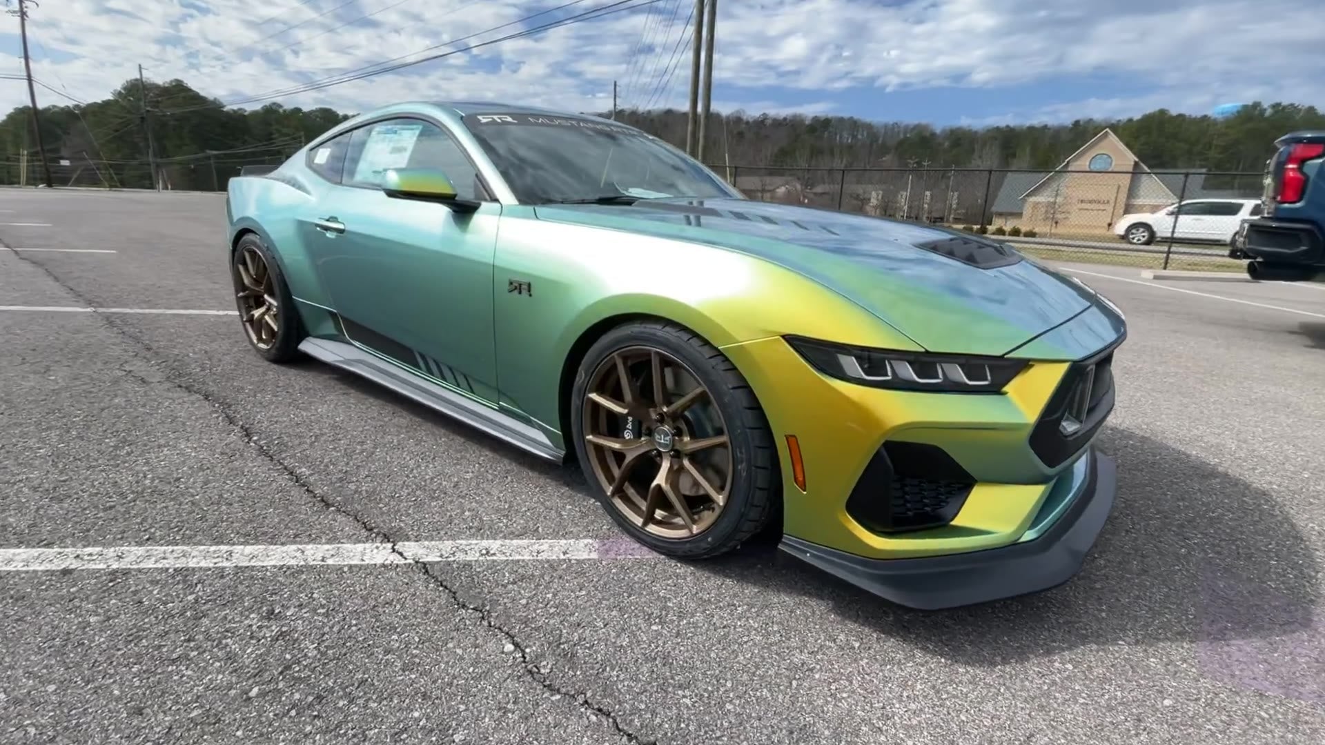 Vehicle Image 3