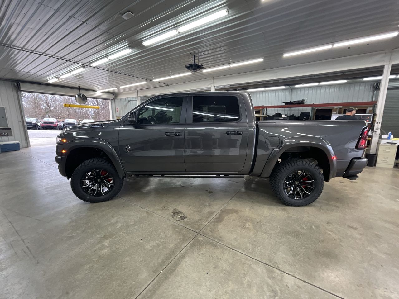 Vehicle Image 5