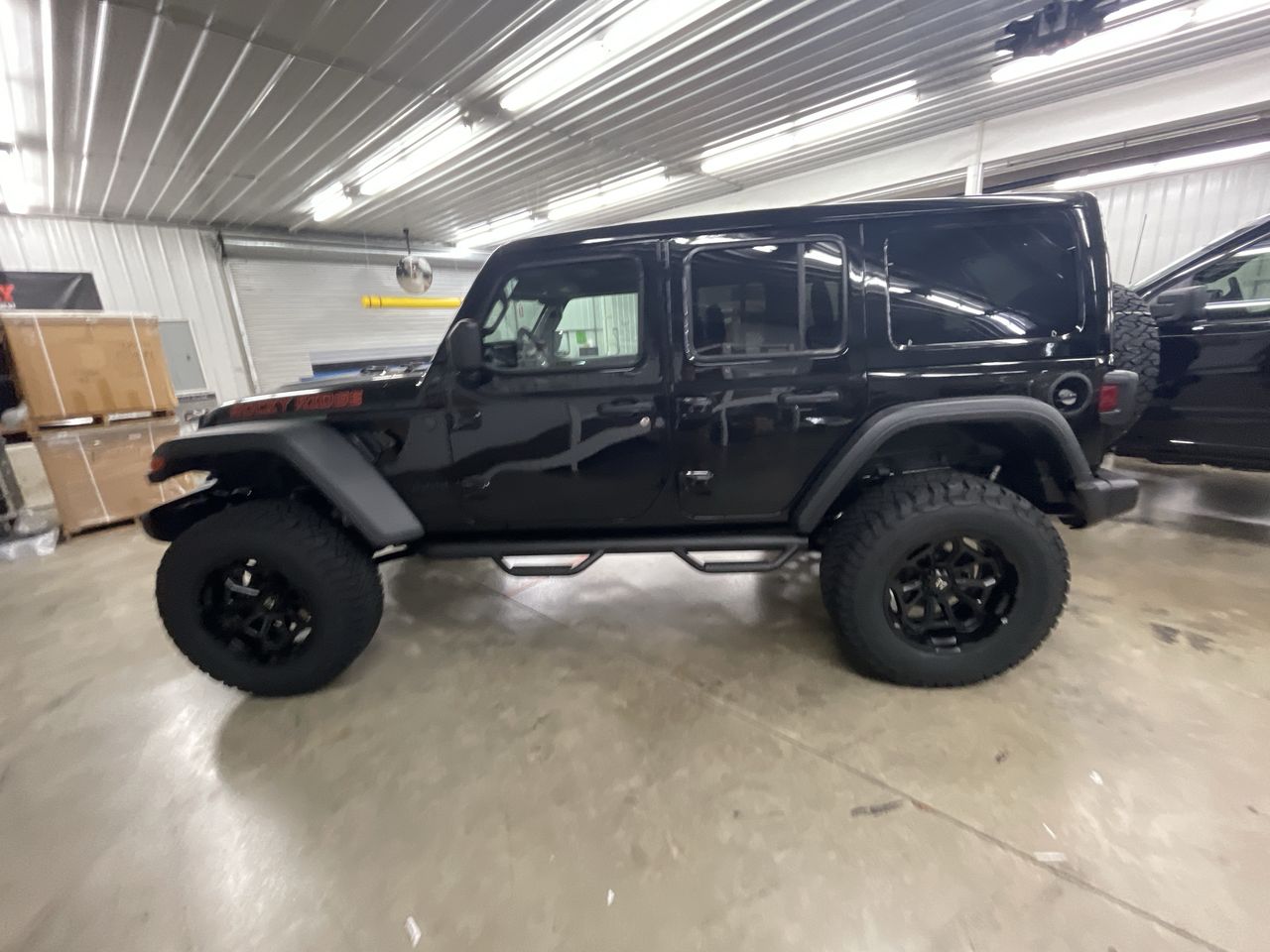 Vehicle Image 4