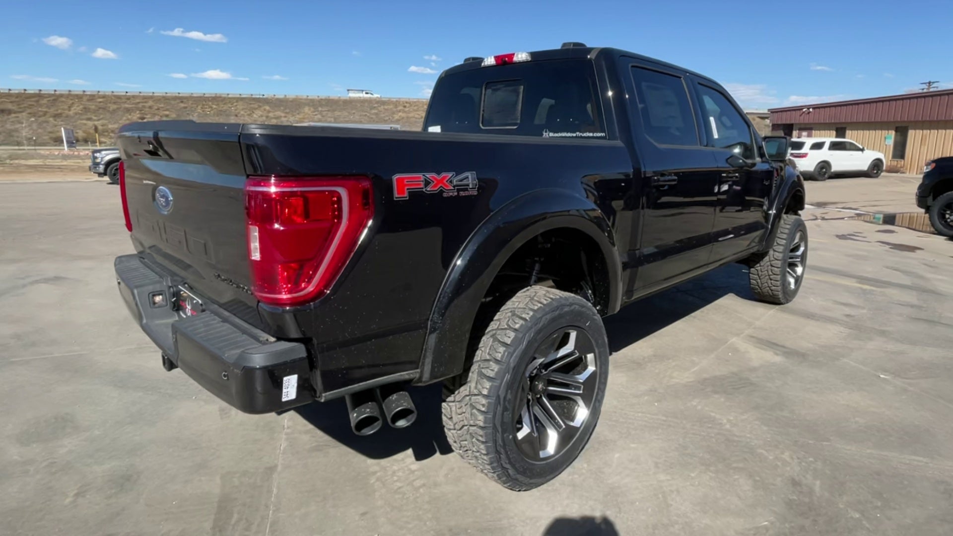 Vehicle Image 8
