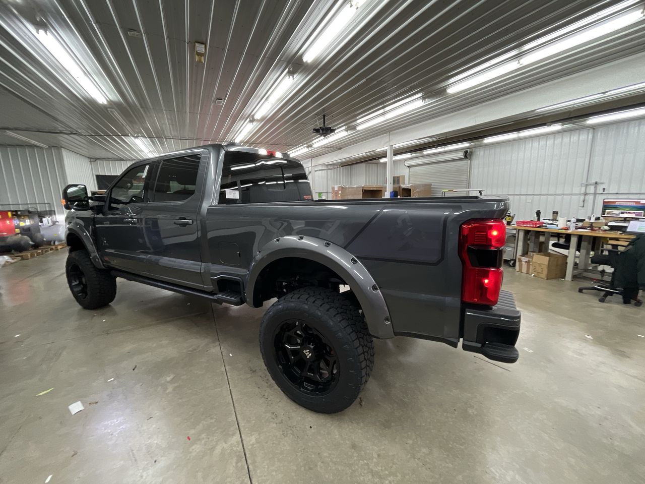 Vehicle Image 6