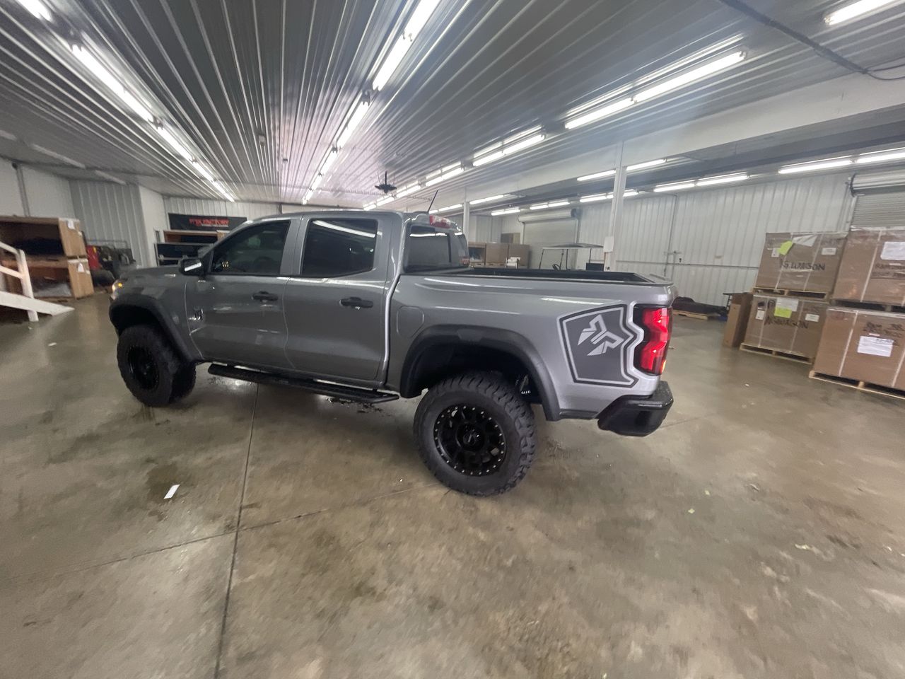 Vehicle Image 6
