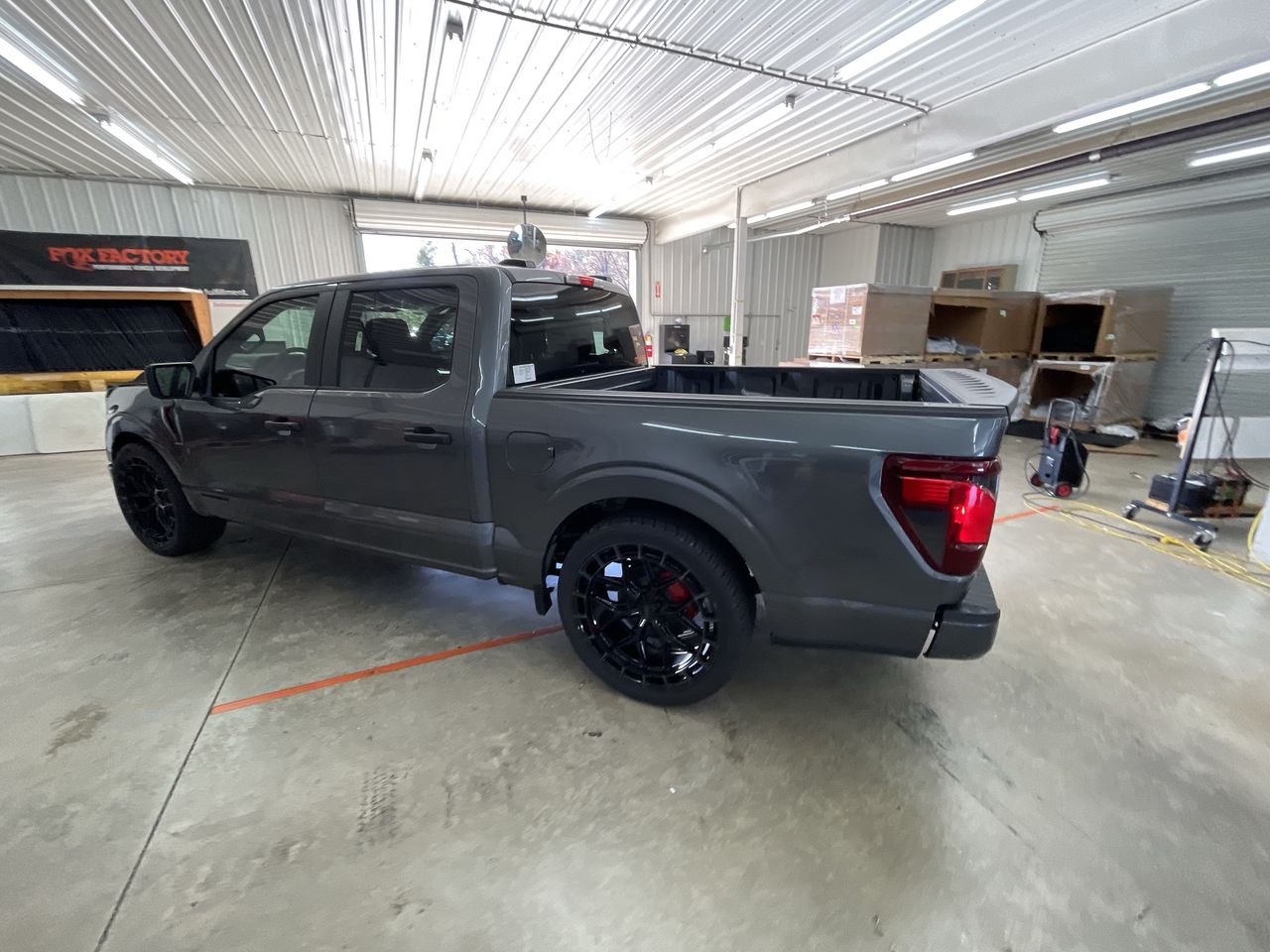 Vehicle Image 6