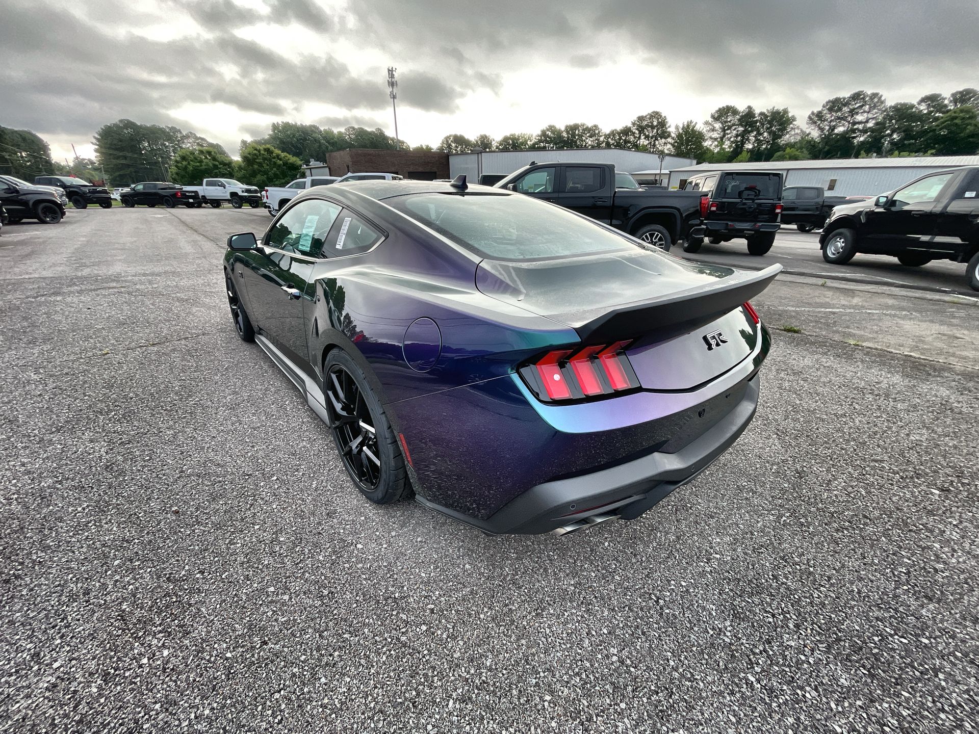 Vehicle Image 6