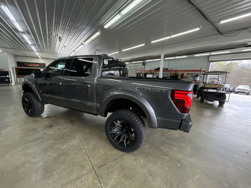 Vehicle Image 6