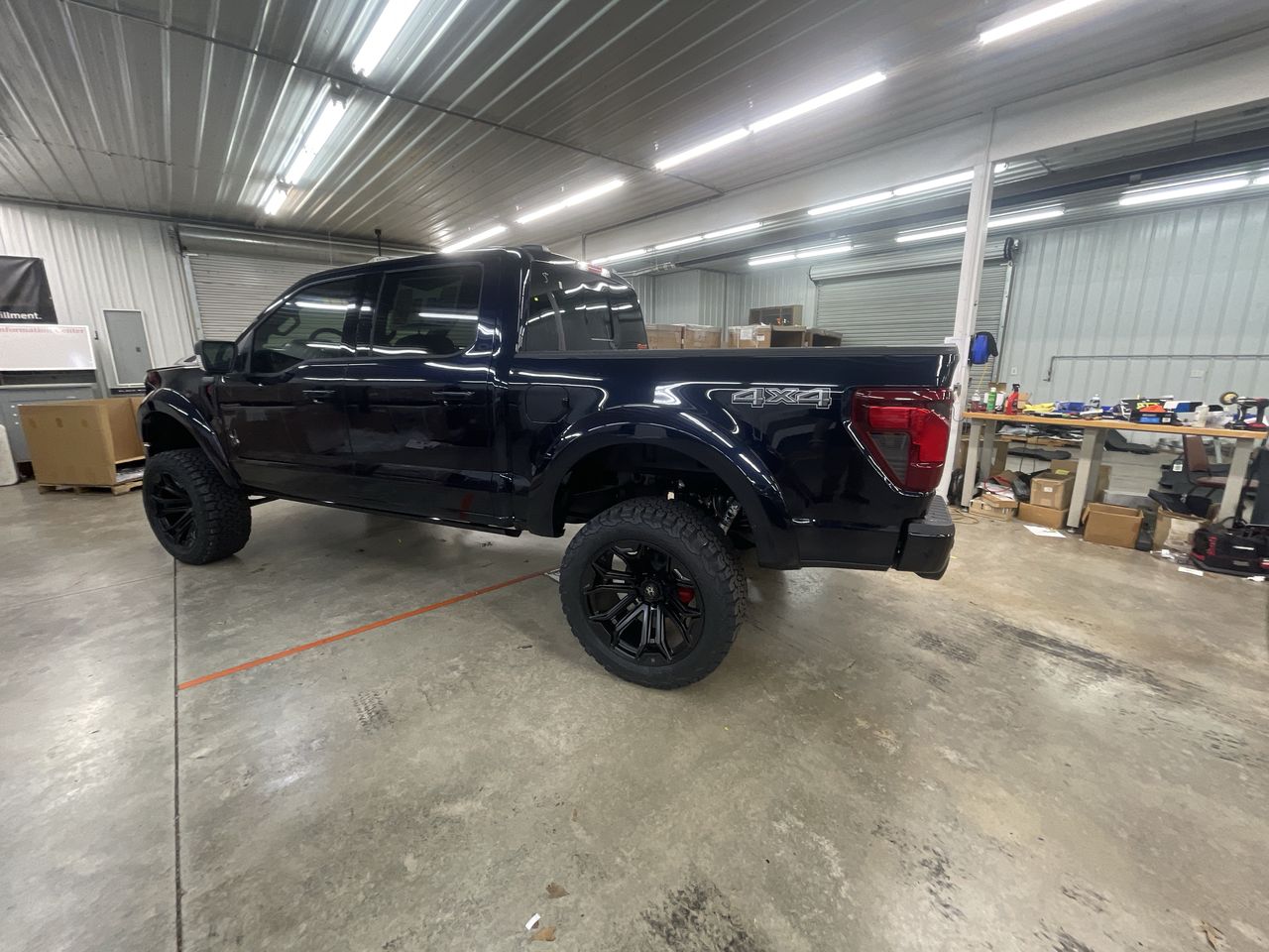 Vehicle Image 6