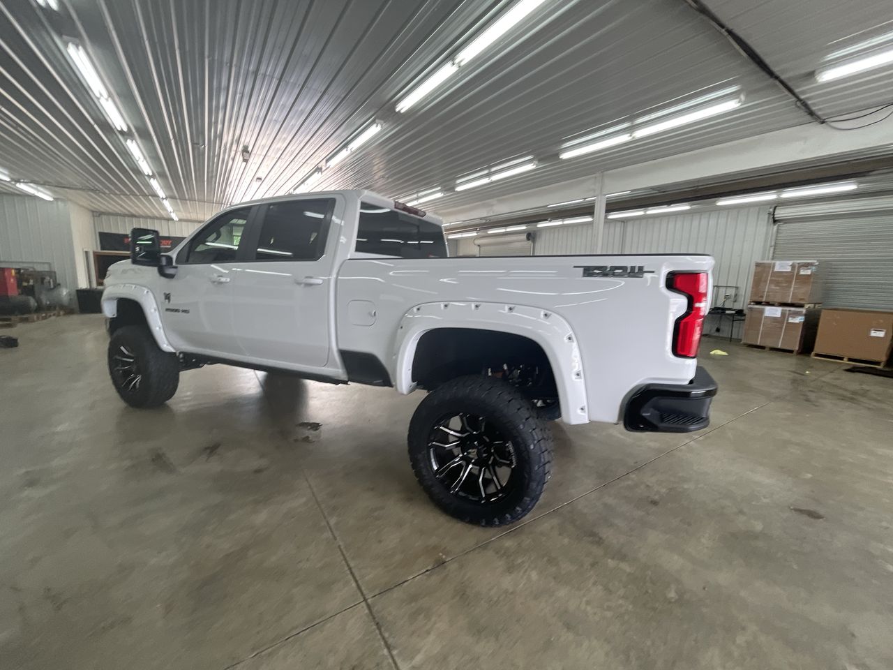 Vehicle Image 6
