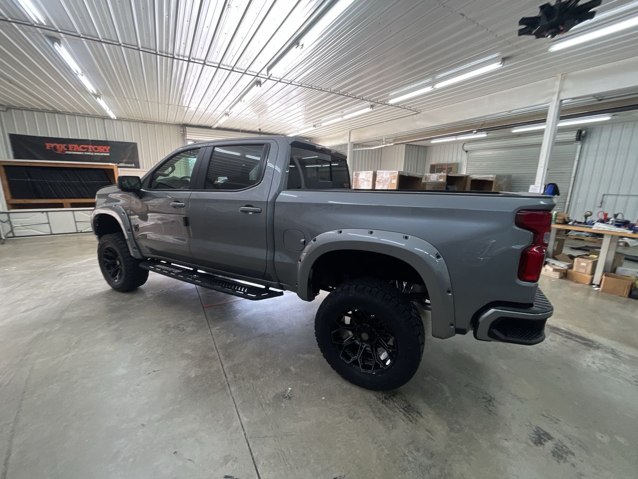 Vehicle Image 6