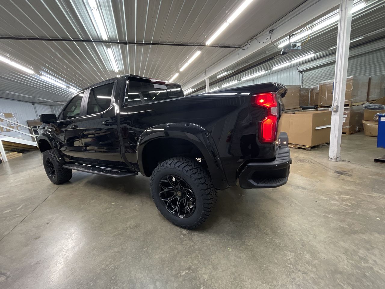Vehicle Image 6