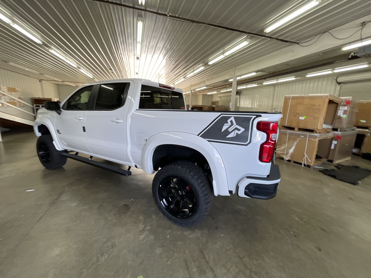 Vehicle Image 6