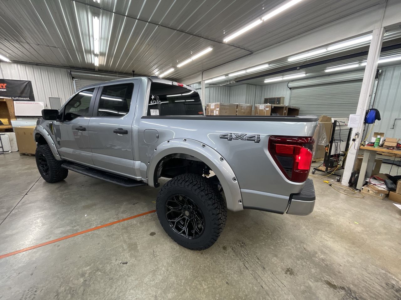 Vehicle Image 6