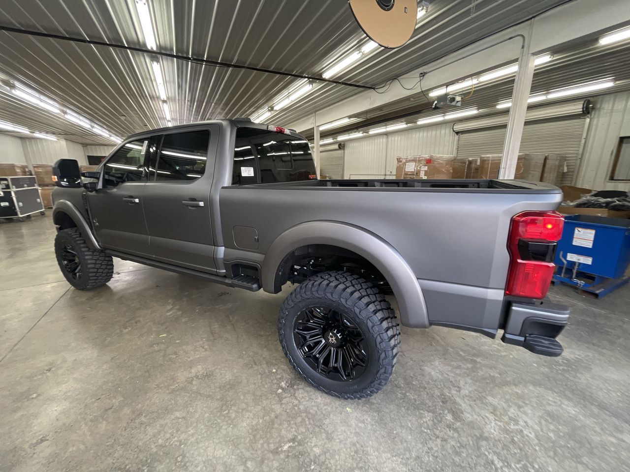 Vehicle Image 6